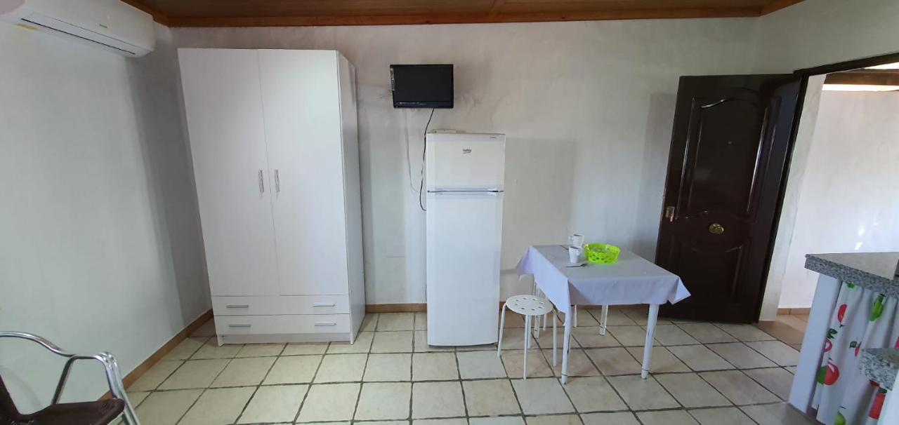 Estudios Con Piscina Compartida En Conil. カディス エクステリア 写真