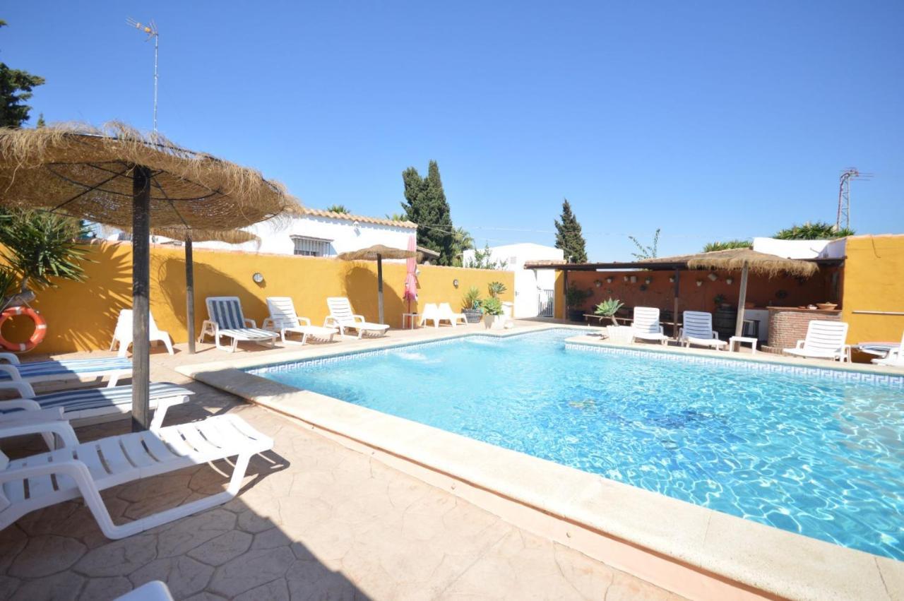Estudios Con Piscina Compartida En Conil. カディス エクステリア 写真