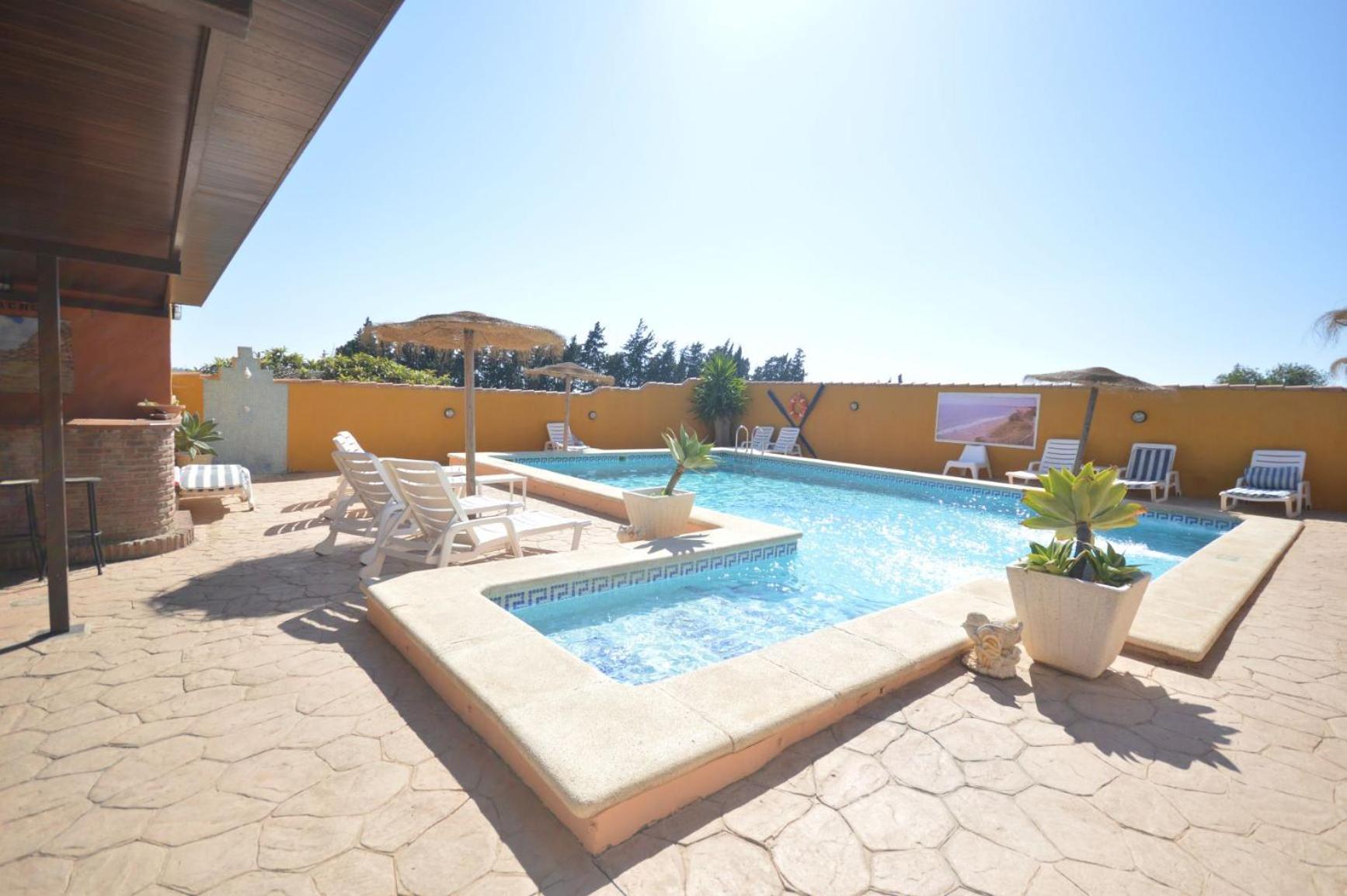 Estudios Con Piscina Compartida En Conil. カディス 部屋 写真