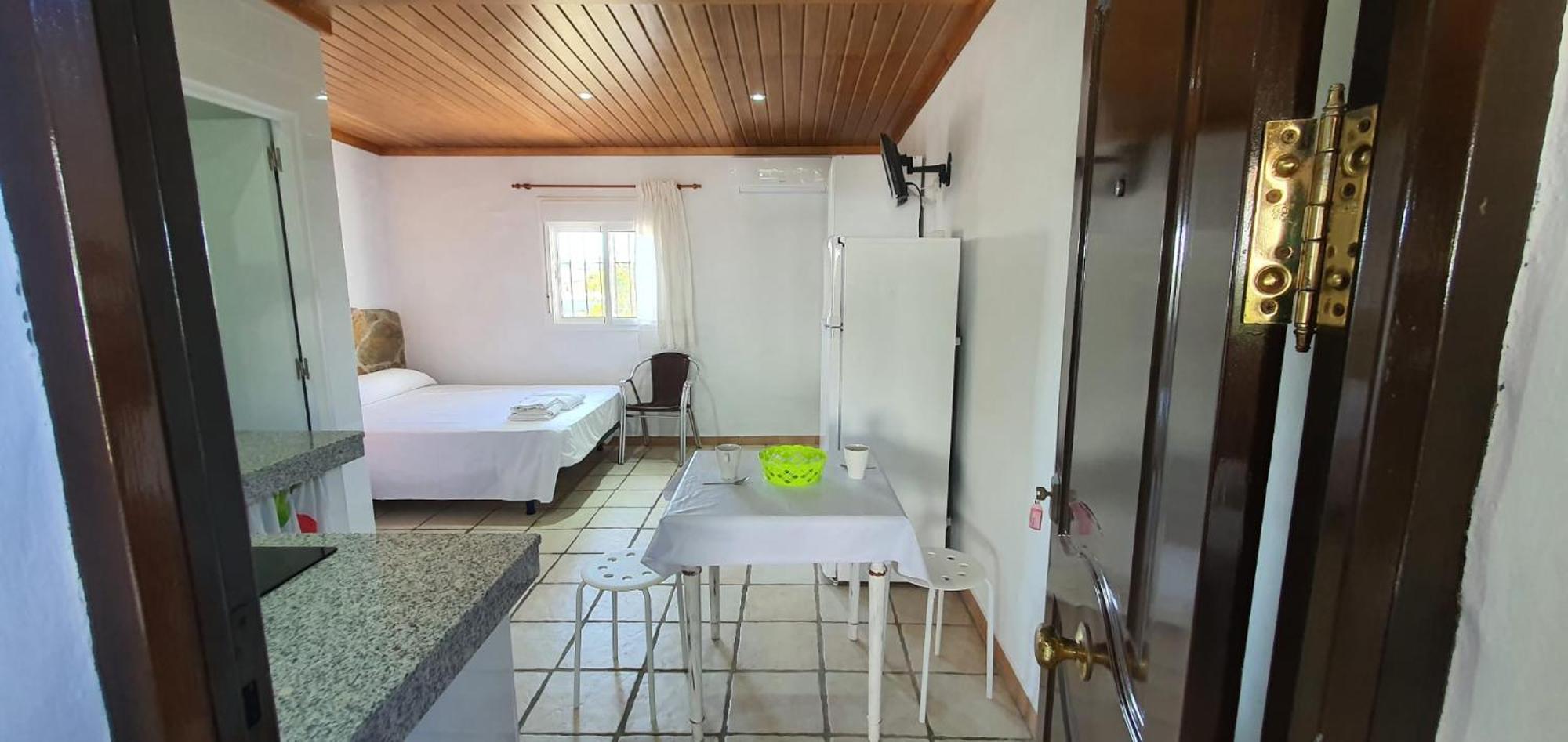 Estudios Con Piscina Compartida En Conil. カディス エクステリア 写真